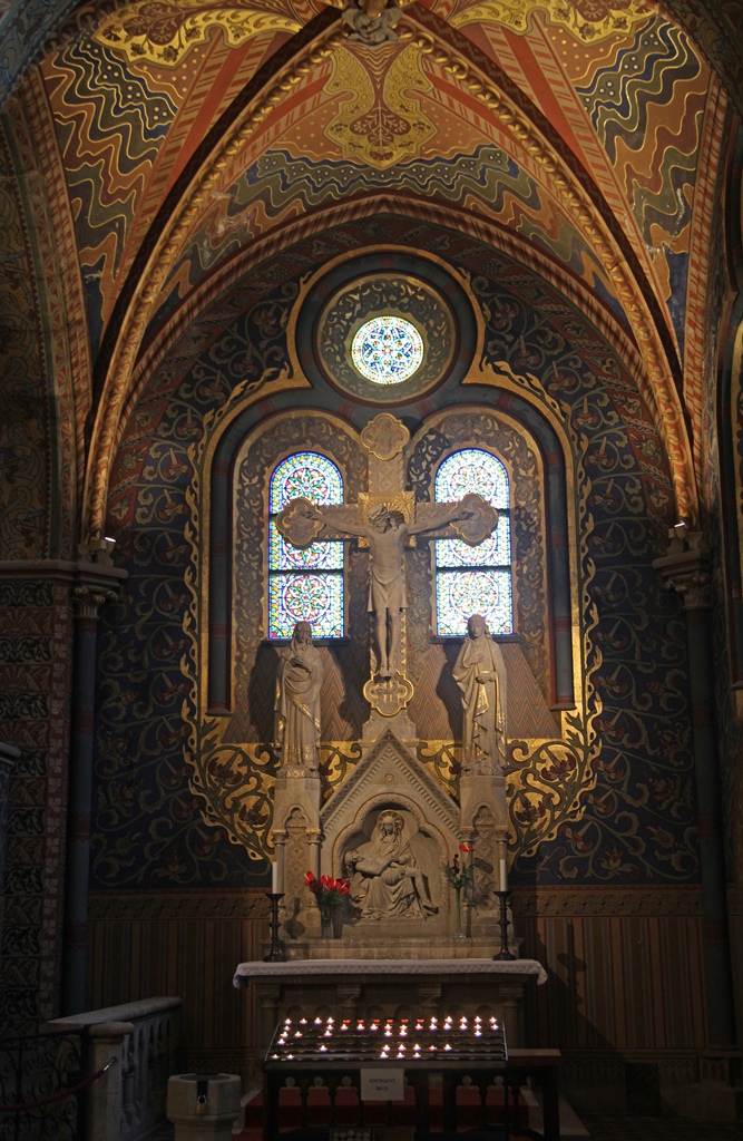 Holy Cross Altar